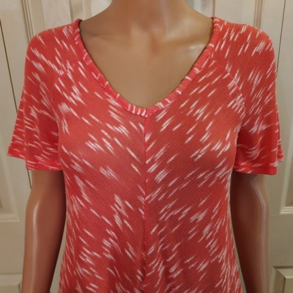 New Directions Coral/White Short Sleeve V-Neck Tunic Size  SP NWOT - Picture 2 of 6